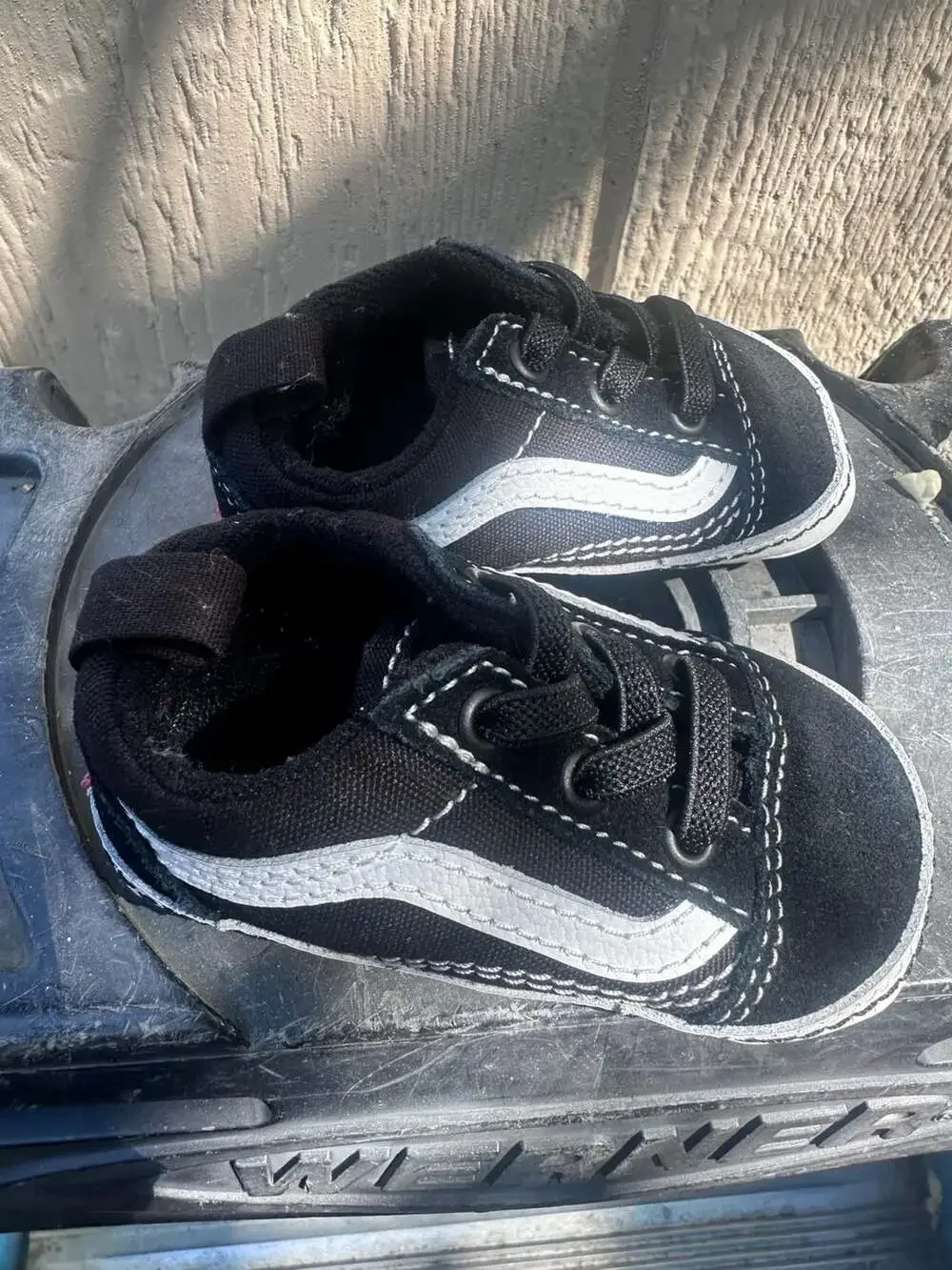 Vans Old Skool Crib Infant Black White Skate Shoes Size 2C